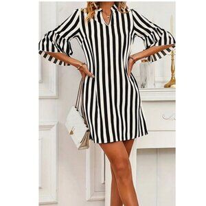 CLOSE-OUT SALE! NEW B/W striped Slimming A-line Dress Lightweight NWT Make Offer